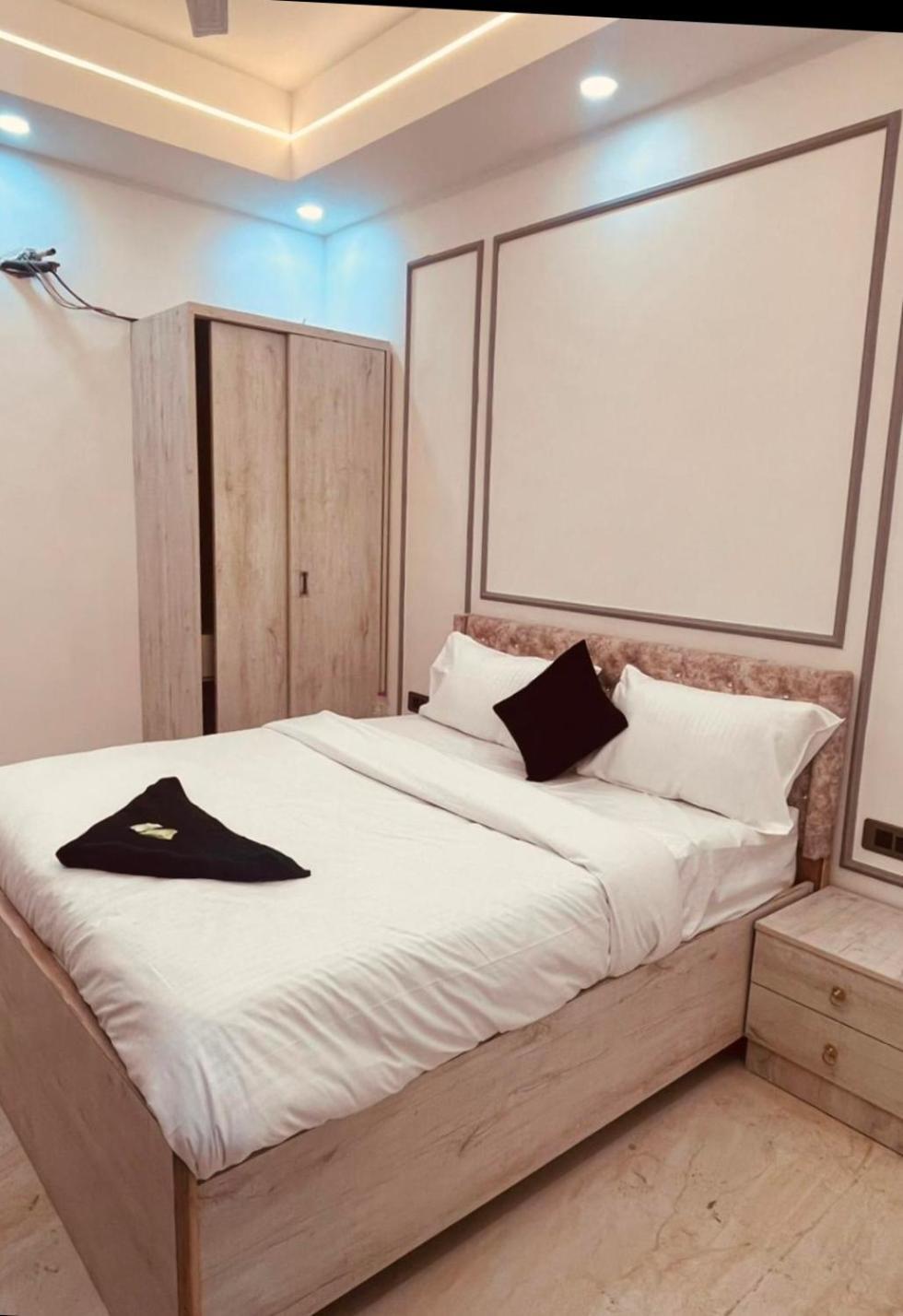 Hotel Neon Tower 뉴델리 객실 사진